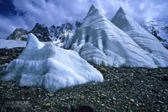 PAK0704_0141_Ice sails on the Baltoro glacier (Pakistan)