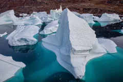 GRO0822_0968_Iceberg graveyard  (Eastern Greenland)