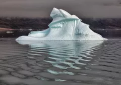 GRO0822_0984_Ice reflections (Eastern Greenland)