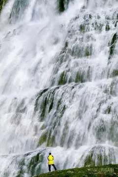 ISL0705_0180_Fjallfoss waterfall (Iceland)