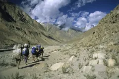 PAK0704_0174_Balti porters (Pakistan)