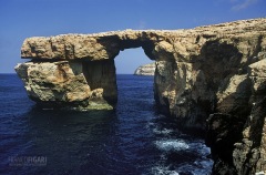 GOZ0494_0754_The Dwejra natural arch collapsed in 2017 (Gozo Malta)