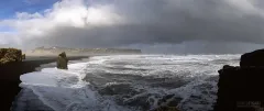 ISL0315_0598_Stormy sea off the beach and cliffs of Dyrhòlaey (Iceland)