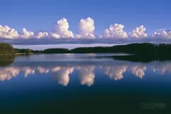 FIN0803_0443_Reflecting clouds (Southern Finland)