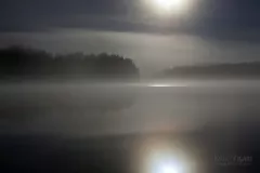 FIN0812_0435_Midsummer full moon in the fog (Finland)